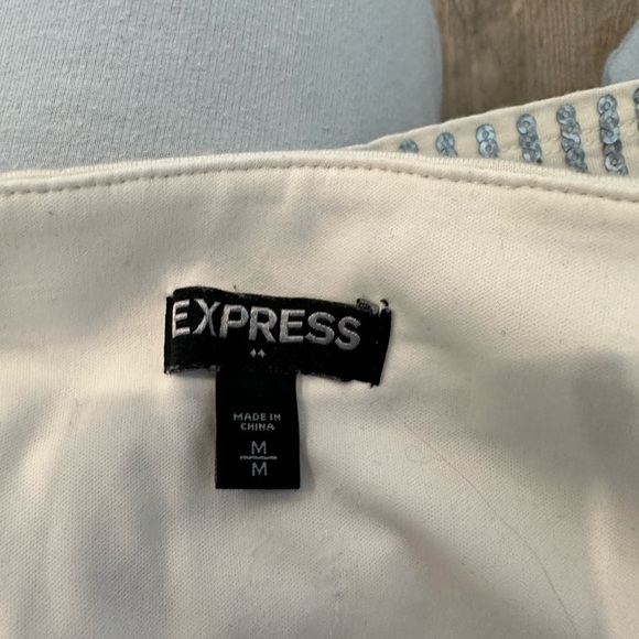 Express skirt, size medium​​ - Picture 4 of 4